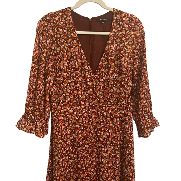 Madewell Long-Sleeve Crossover Midi Dress in Clipdot Spring Prairie 2 - Picture 2 of 6